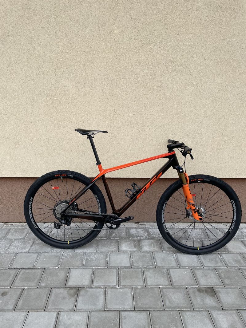 KTM Myroon Exonic 2024/25 vel.XL