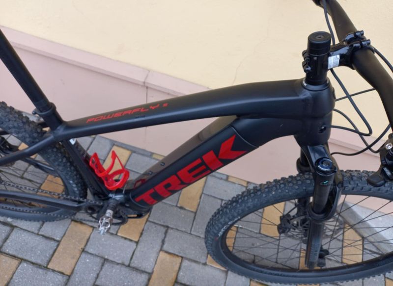 29" Elektrokolo TREK powerfly 5