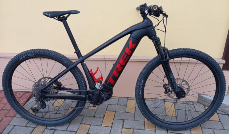 29" Elektrokolo TREK powerfly 5