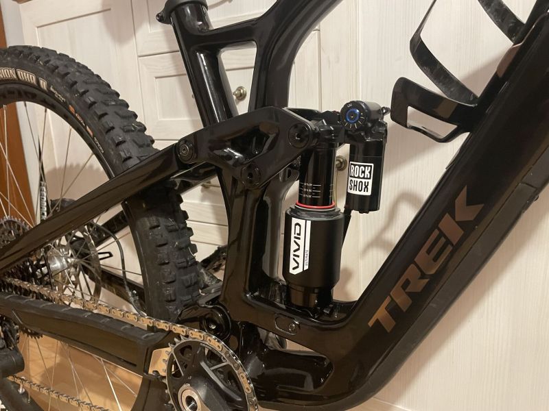 Rámová sada TREK Fuel EX Carbon M/L - VIVID 