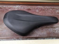 Nové sedlo Selle Royal SRX 