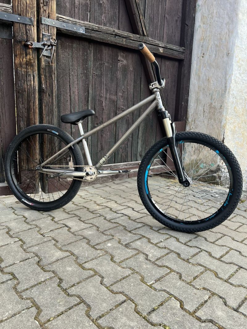 Dirt kolo stolen 24 