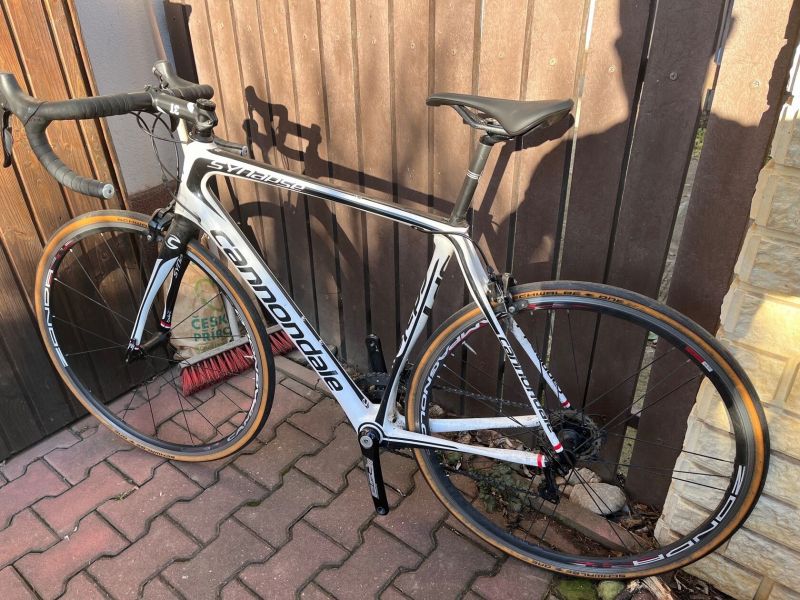 Prodám silniční kolo Cannondale Synapse - 11 tis. CZK