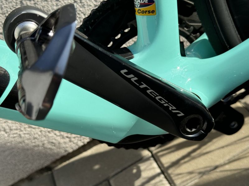 Bianchi Aria E-road na Ultegře v perfektní stavu, nevyužité