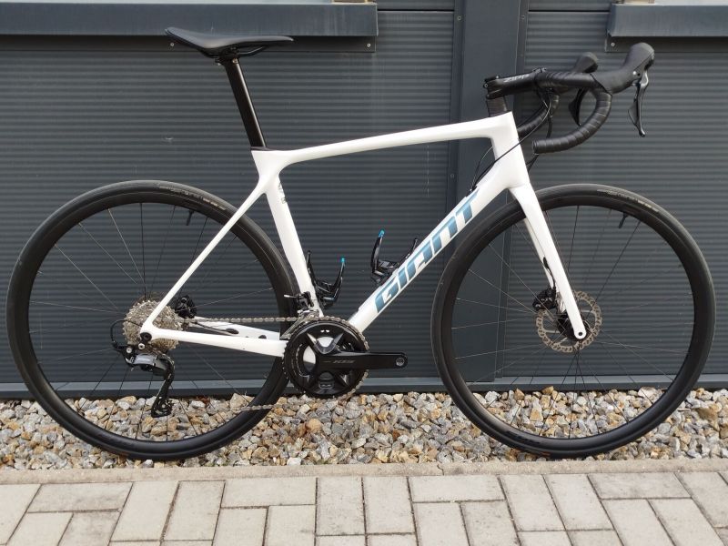 GIANT TCR advanced disc M/L. rezervace do 1.3.