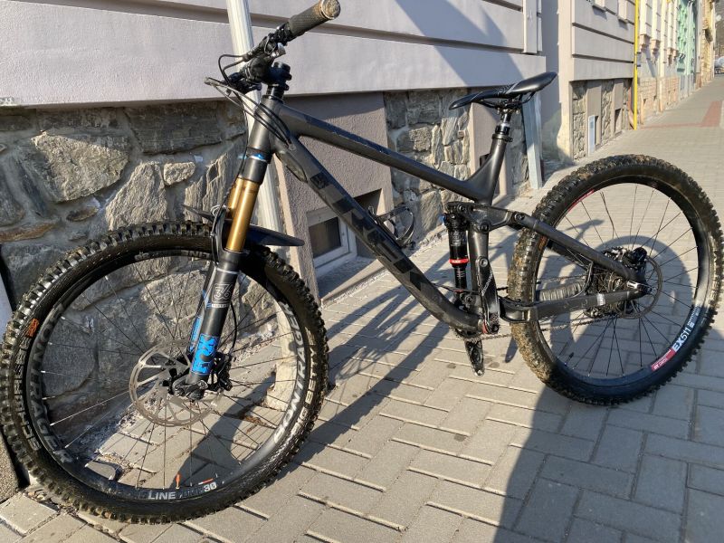 Trek Remedy 8