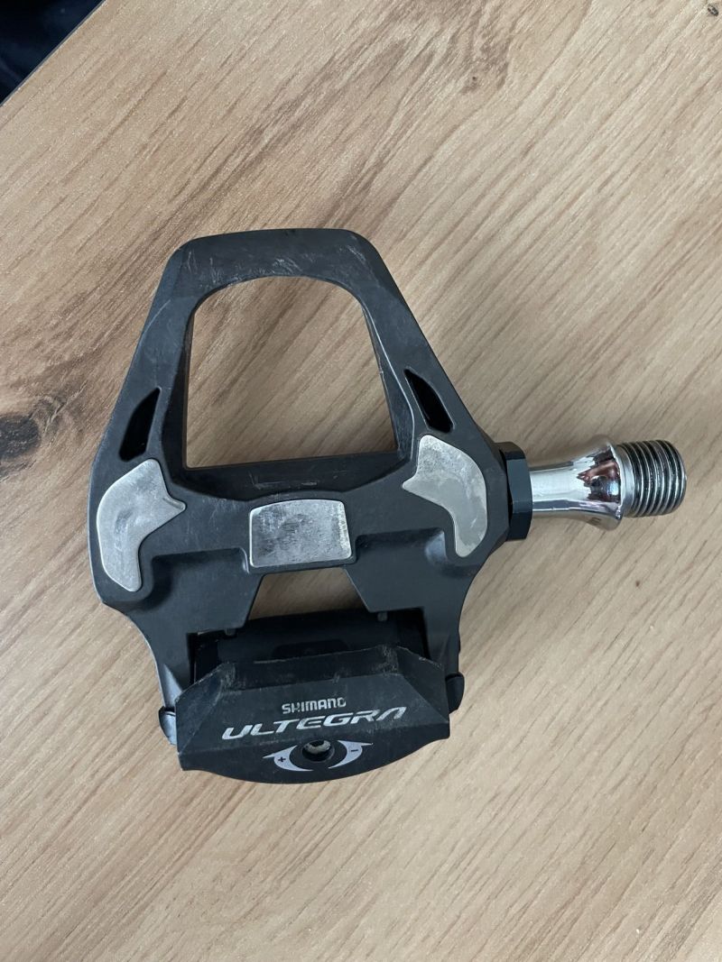 Pedály Shimano Ultegra PD-R8000 E1 o 4mm delší osa