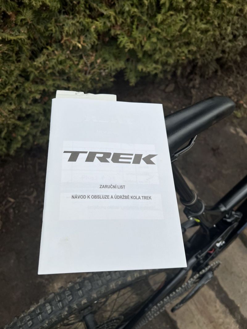 Trek Slash 8