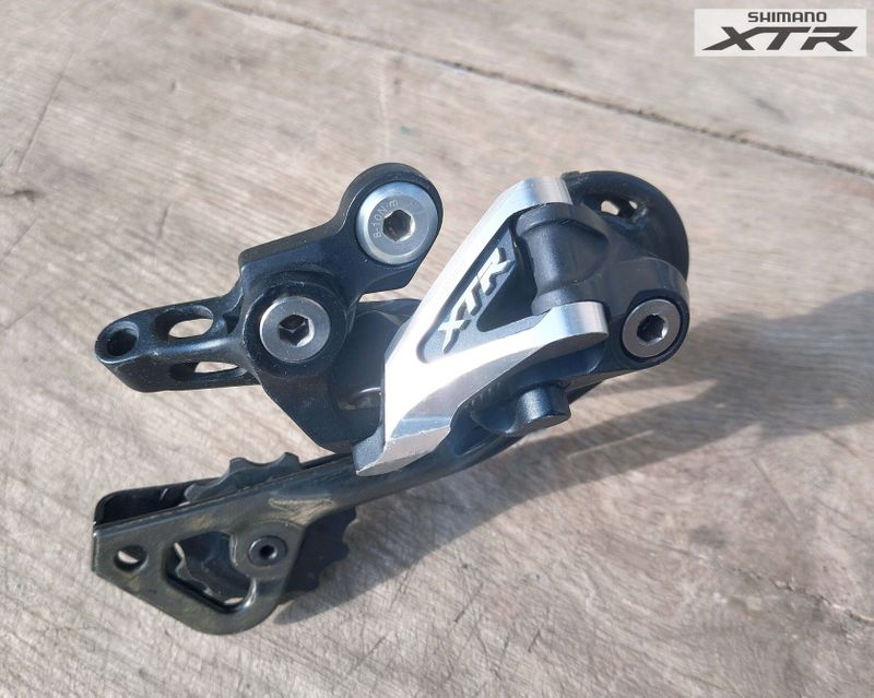 Shimano XTR carbon - téměř nová