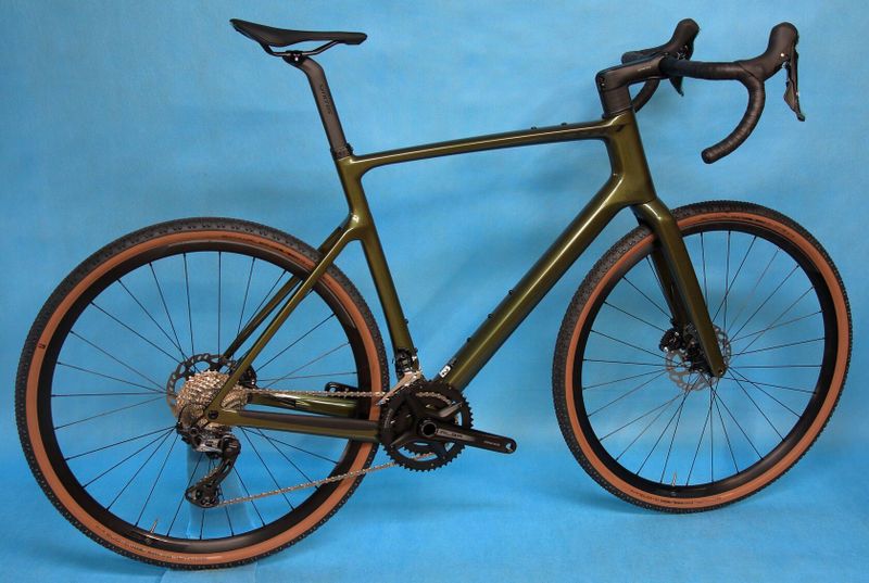 SCOTT Addict Gravel 2023/2024 - atraktivní karbonový gravel bike – NOVÝ