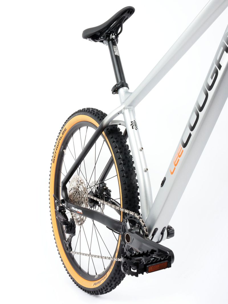 Nové kolo MTB 29" Lee Cougan Revenge SHIMANO Deore 1x12 stříbrno-černá matná - vel. XS, S, M a L