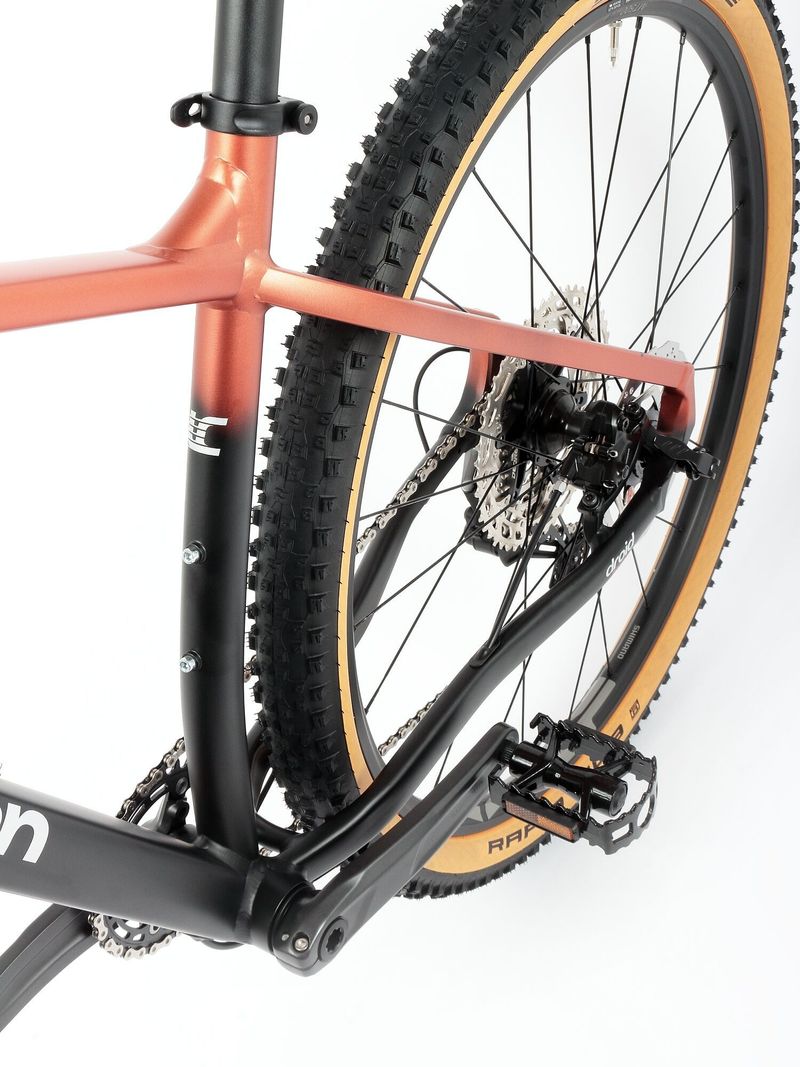 Nové kolo MTB 29" Lee Cougan Droid SHIMANO Deore 1x12 stříbrno-černá matná - vel. XS, S a M