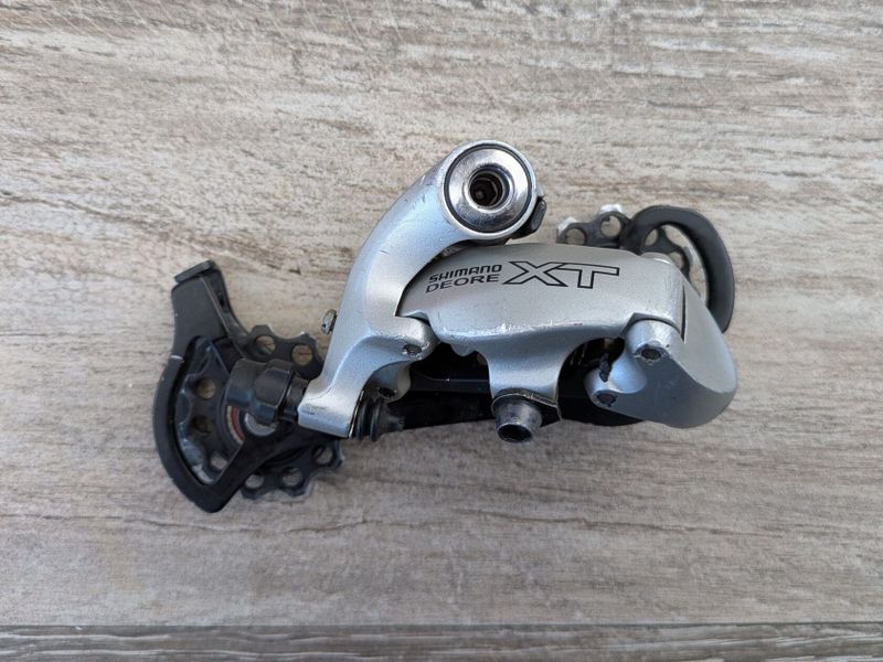 přehazovačka Shimano XT 9 rychlostí