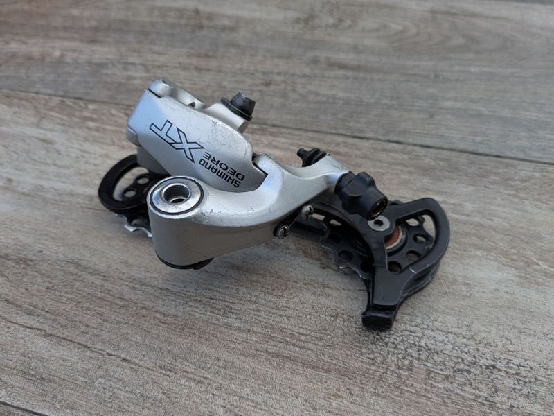 přehazovačka Shimano XT 9 rychlostí