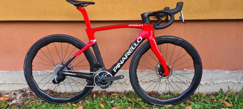 Pinarello dogma F 