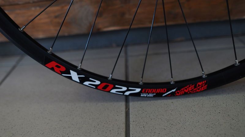 Přední zapletené kolo Remerx 2027 Enduro 29"