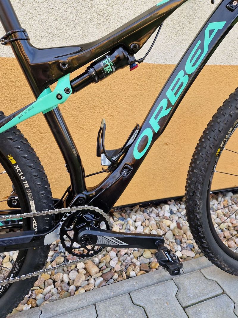 Prodám celoodpružené karbonové MTB kolo ORBEA OIZ 29