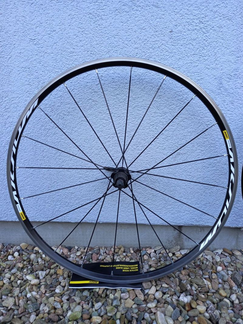 Mavic Aksium 