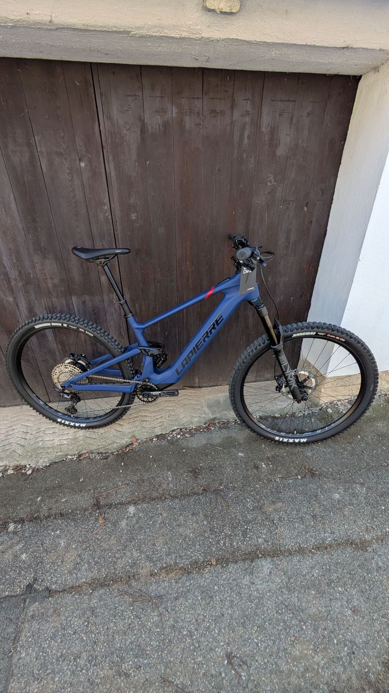 LAPIERRE E-Zesty AM 9.4 Night Blue 2024