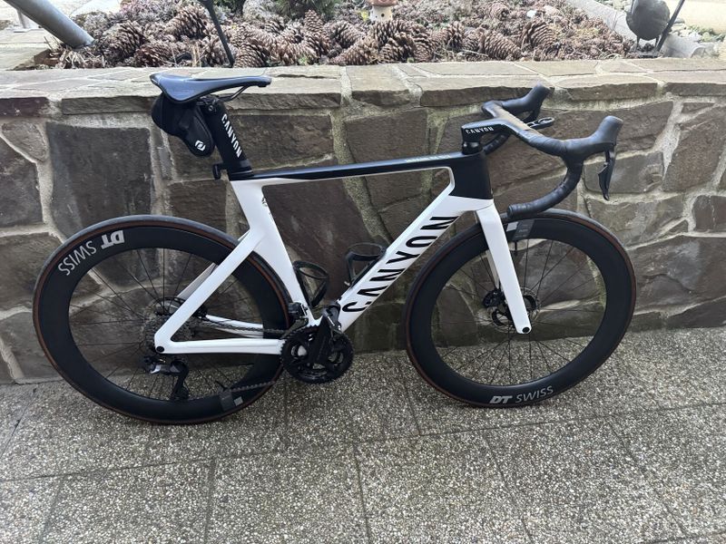 Canyon Aeroad CF SLX 8 Di2