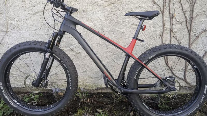 FATBIKE Canyon Dude CF 9.0 SL LEVNĚ