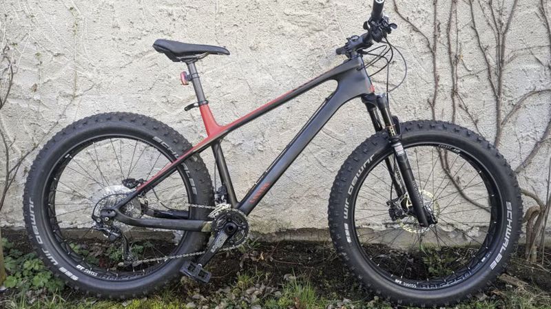 FATBIKE Canyon Dude CF 9.0 SL LEVNĚ