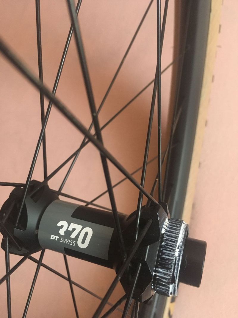 SYNCROS WHEELSET SILVERTON 1.0, 30MM (PLÁŠTĚ V CENĚ) - TOP STAV/JAKO NOVÉ