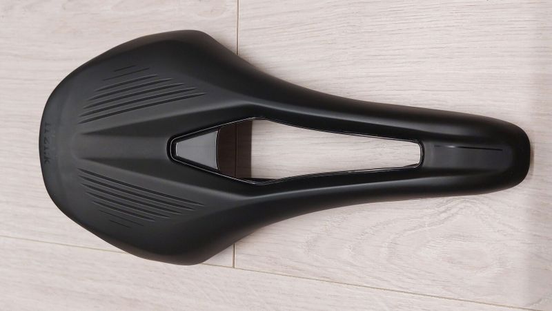 Sedlo Fizik Vento Argo R3 140mm