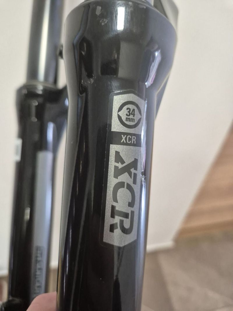 SR Suntour XCR 34