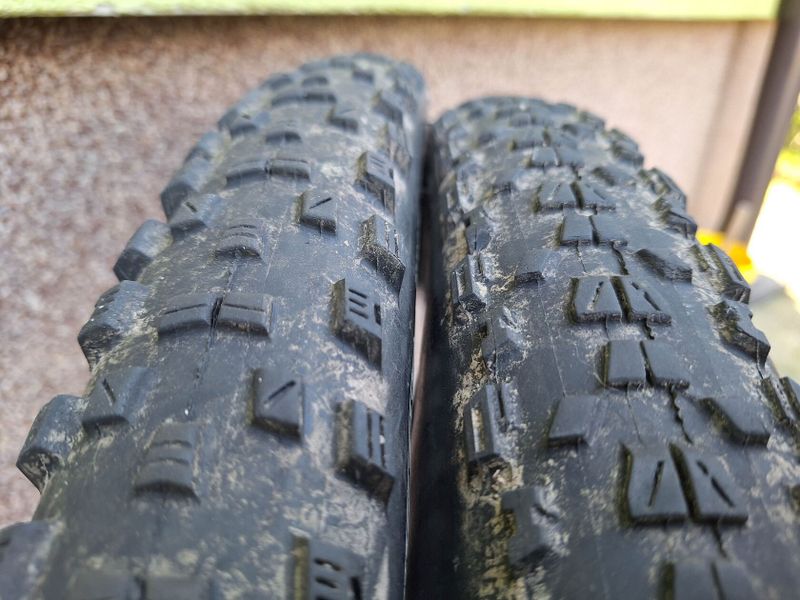 Maxxis Ardent 27,5x2,25 + Forekaster 27,5x2,35 EXO TR