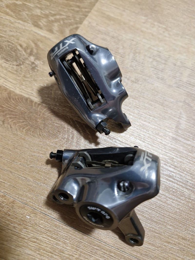 Hydraulické třmeny Shimano XTR M965