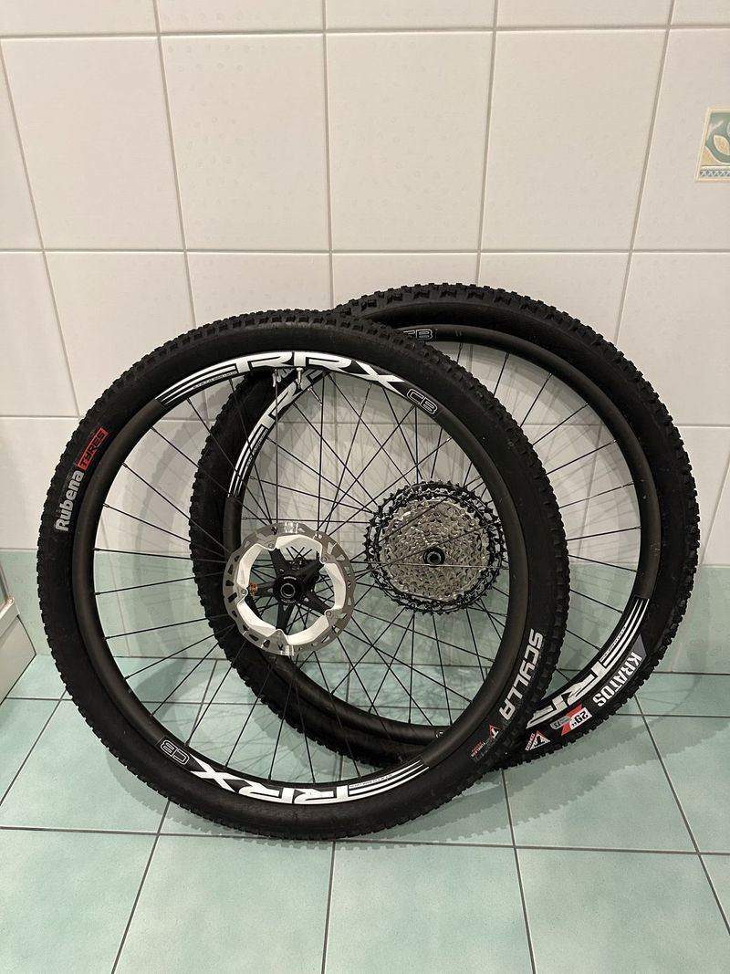 Zapletená kola RRX TL Carbon