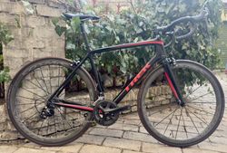 Trek Émonda 5 na Shimano 105 + Mavic Cosmic SSC