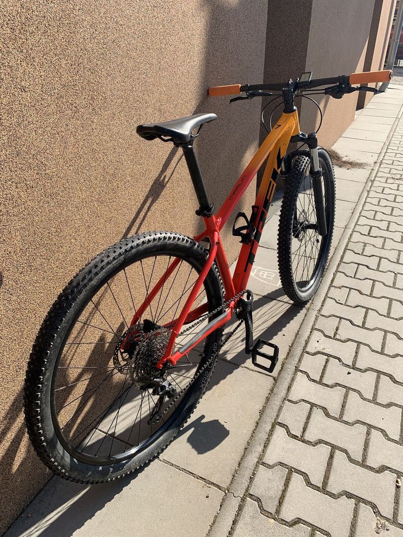 TREK Marlin 7 - Gen2, velikost M