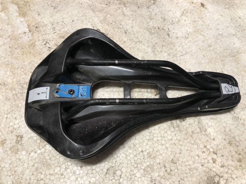 Sedlo PRO Stealth Sport Saddle Black 152 mm