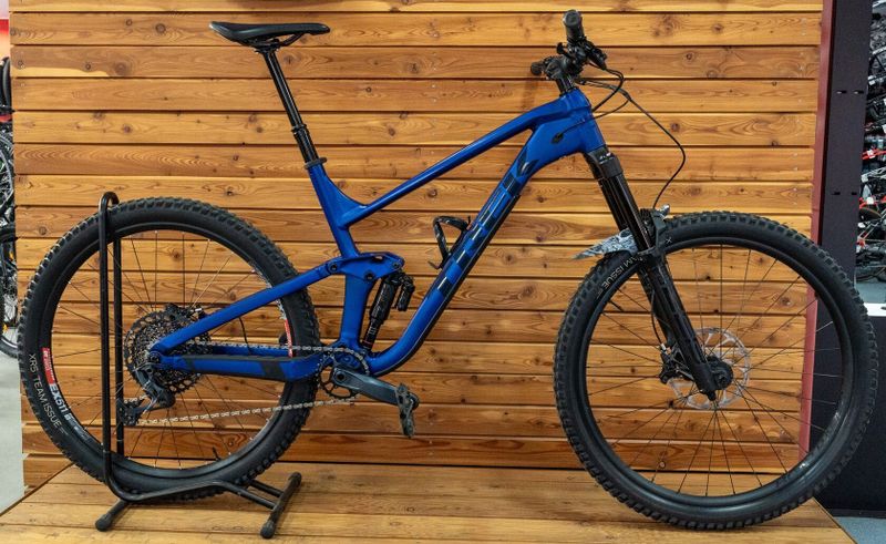 TREK Slash 8 XL 