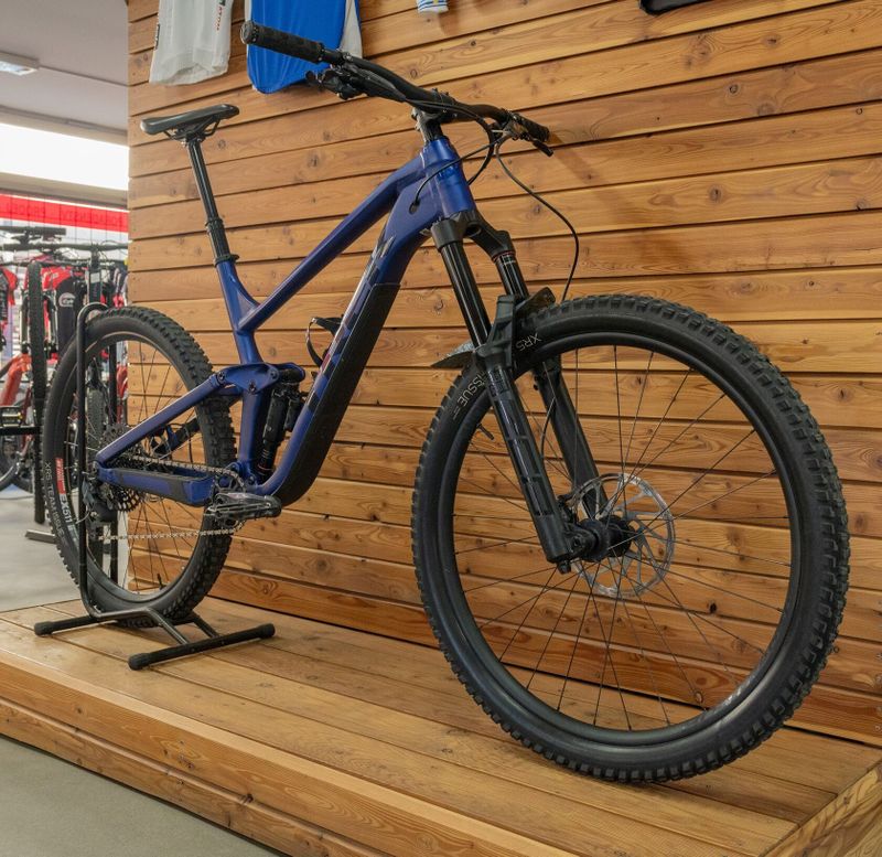 TREK Slash 8 XL 