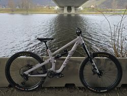 Canyon Torque 27,5" vel. M - nový rám 2024, Fox