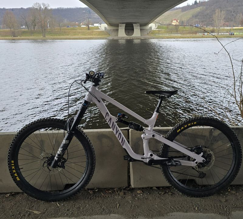 Canyon Torque 27,5" vel. M - nový rám 2024, Fox