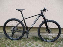 Nové 29" kolo ROZZO BOOST, vzduchová vidlice Suntour Raidon 34, osazení Shimano Deore1x12, pevné osy