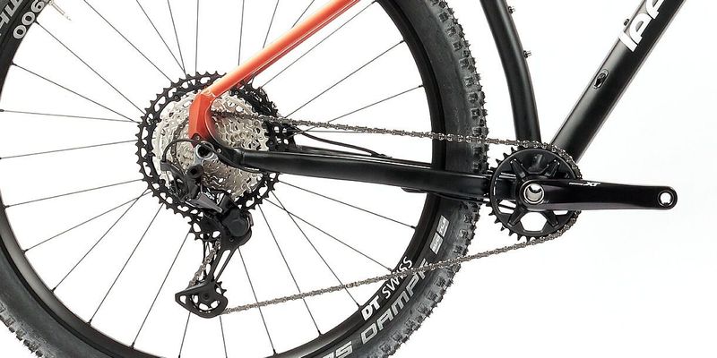 Nové kolo MTB 29" Lee Cougan Revenge SHIMANO XT 1x12 stříbrno-černé matné - vel. XS, S, M a L