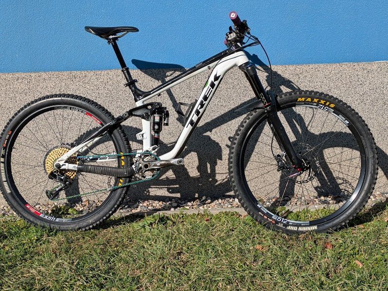 Trek Slash 7_27.5 vel S 160/160mm