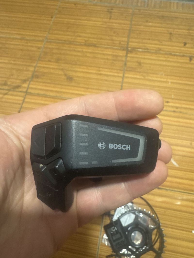 Bosch věci z e Bike 