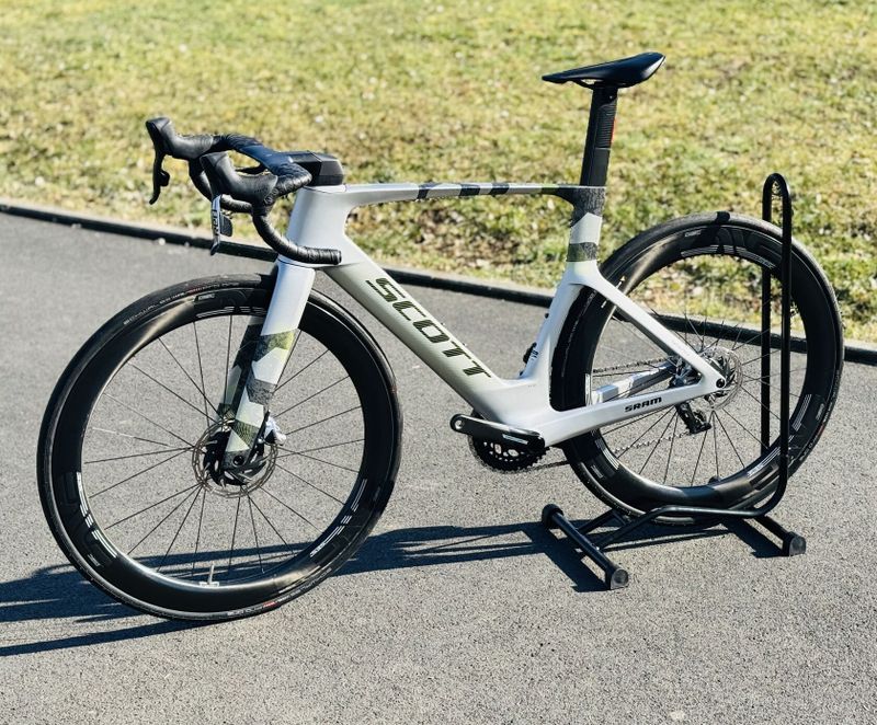 Scott Foil RC, Enve, Sram Red AXS