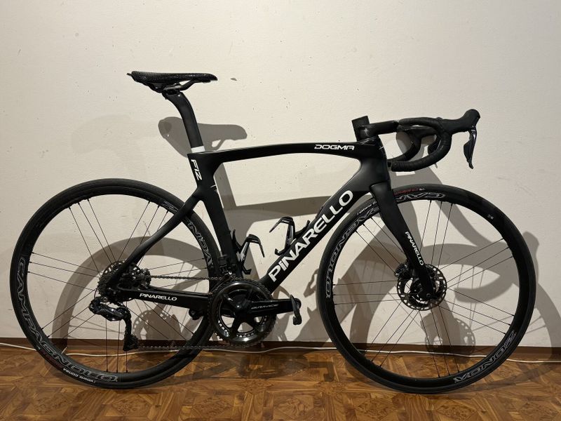 Prodám Pinarello Dogma f12 disc