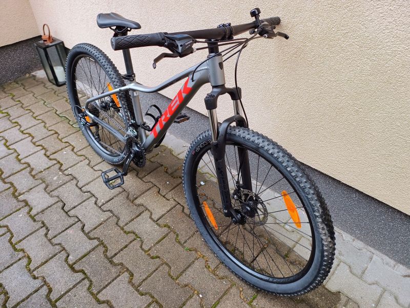 TREK Marlin 4 2022, vel. S 