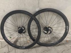 ZIPP 303 S Carbon Disc Tubeless