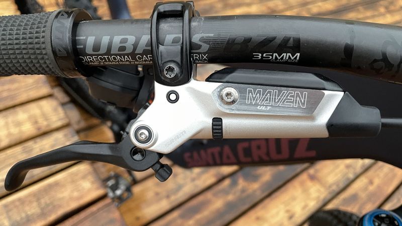 Prodám kolo Santa Cruz Nomad CC V6