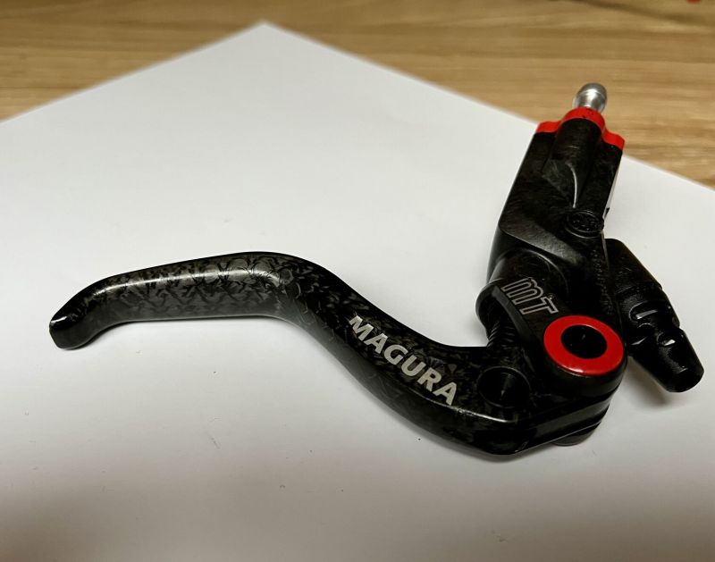 Magura MT8