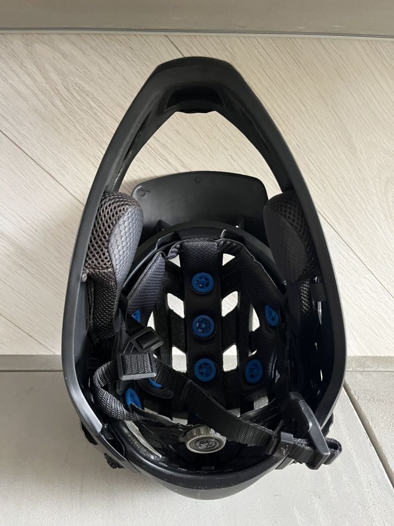 Helmet DBX 3.0 Enduro V2